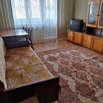 сдам 2х комнатную квартиру  Дениса Антипова 2\10 (Славгородська)