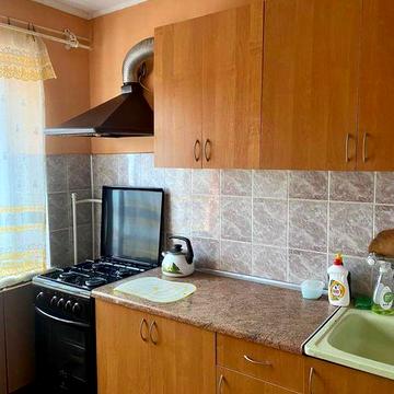 Однокімнатна квартира у залізничному районі