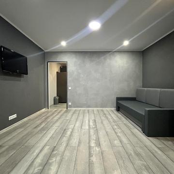 Чубинського вул., 8-В