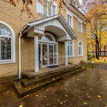 Борщагівська вул., 40