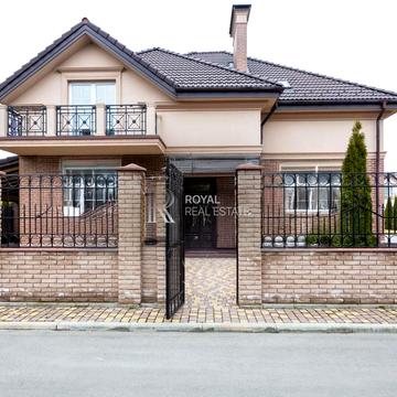 Карєрна вул.