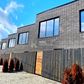 Вишнева вул.