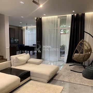 Товарна вул., 24-Б