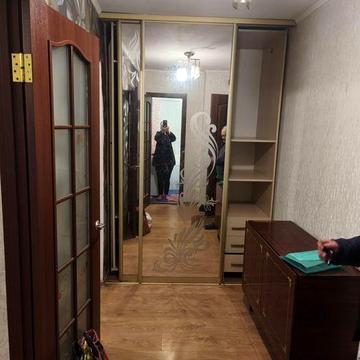 1-к на Бочарова/Жолио Кюри.