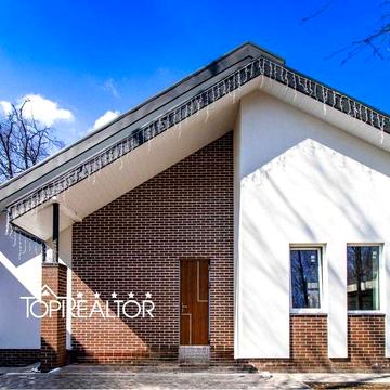 У продажі 2-поверховий будинок в селищі Лісне! лесопарк