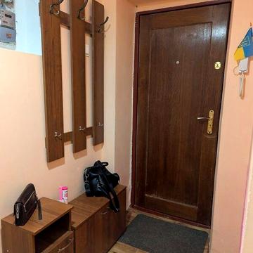 Довгострокова оренда 1к Квартира Братів Дужих (Комарова) вулиця