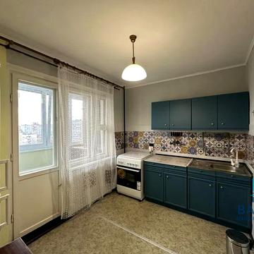 Миколи Закревського вул., 35