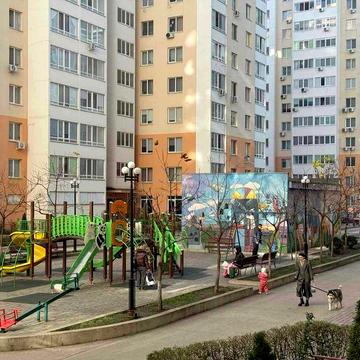 Продам квартиру в Радужном-2 ЖК Радужный