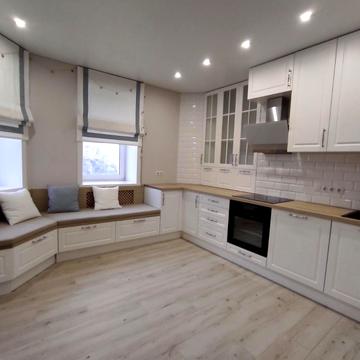 Професорська вул., 30