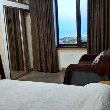 Сдам квартиру-студию с видом на море, свет есть всегда