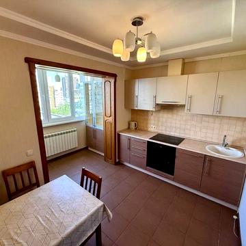 Ревуцького вул., 21