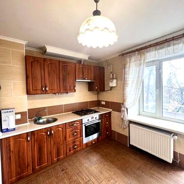 С РЕМОНТОМ!  Сдам 1 комнатную Черёмушки--Малиновского/Космонавтов