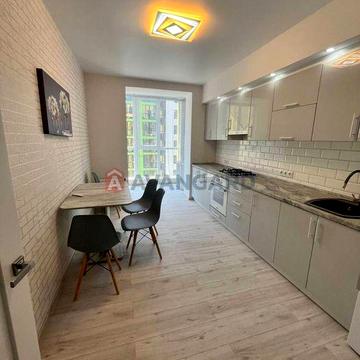 Продам шикарну 2-х кімнатну Євроремонт ЖК Щасливий-2 61000 $ ЖК Щасливий-2