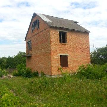 Продам недобудований будинок
