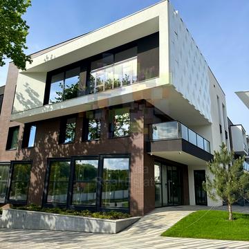 Квітневий пров., 3