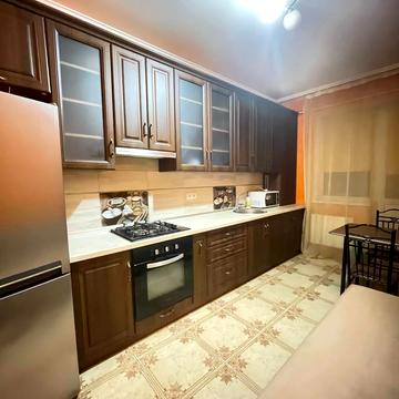 Волошкова вул., 74