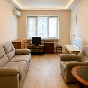 Продається 2-кімнатна квартира