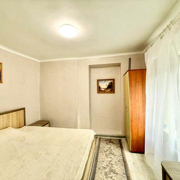 Старопортофранківська вул., 28а