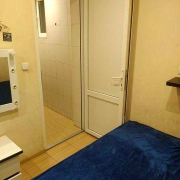 Сдам дом возле метро. Менделеева 45