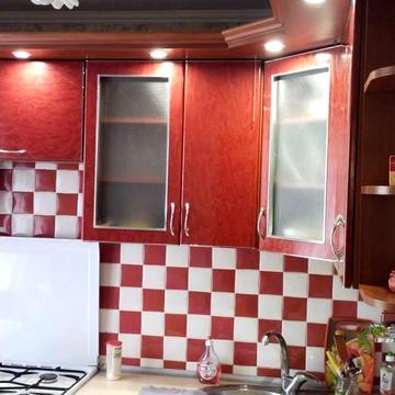 Героїв Крут вул. (Валентини Терешкової), 2/5