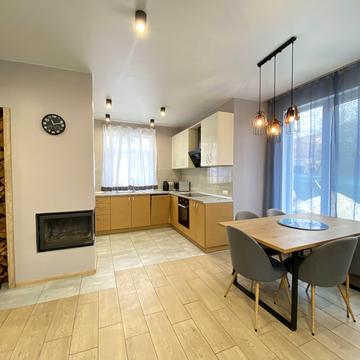 Садова вул., 20