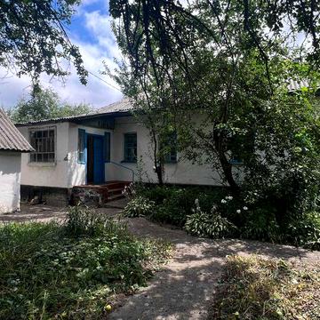Будинок ПІД ЗНЕСЕННЯ та 25 соток у с.Княжичі 7 км до Києва