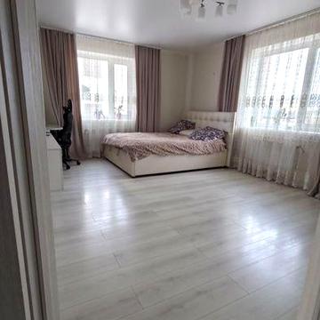 2к продаж квартири Лугова 44