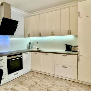 Голосіївська вул., 13-Б