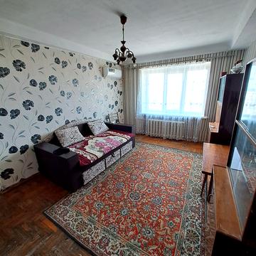 Центральний бульв., 4