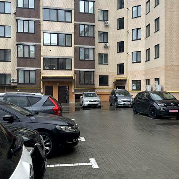 Центральна вул. (Мічуріна), 2а