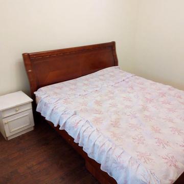 Небесної Сотні просп. (Маршала Жукова), 10-Б