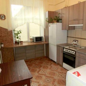 Шептицьких вул., 16а