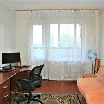 Героїв Дніпра вул., 26