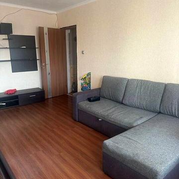 Довгострокова оренда 2к Квартира Космонавтів вулиця