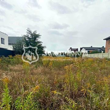 Деснянська вул., 19