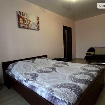 Довгострокова оренда 1к Квартира Кулика і Гудачека (Макарова) вулиця