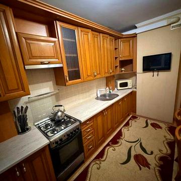 Оренда двокімнатної квартири.   Вул. Декабристів