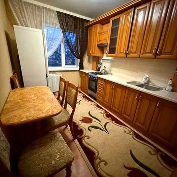 Оренда двокімнатної квартири. Вул. Декабристів