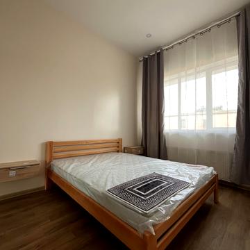 Олександра Кутузакія вул. (Ленінградська), 45