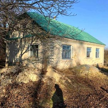 Продаж будинку біля Почаєва