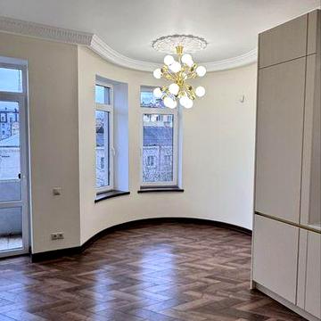 Продаж будинку в центрі Івано-франківська