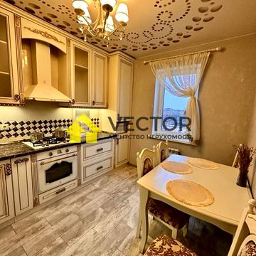 Юліана Матвійчука вул. (), 141