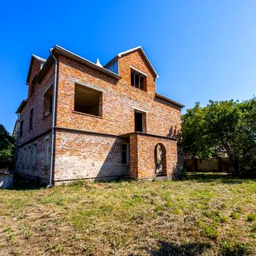 Петра Калнишевського вул., 2