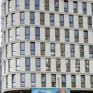 Надрічна вул., 44