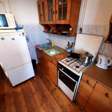 1 кім.кв. вул. Окуневського(бічна Чорновола )