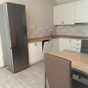 БЕЗ % СВОЯ 1кім Студіо Ділова Тютюнника (Барбюса) Велика Васильківська