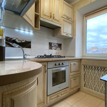 Вереснева вул., 5