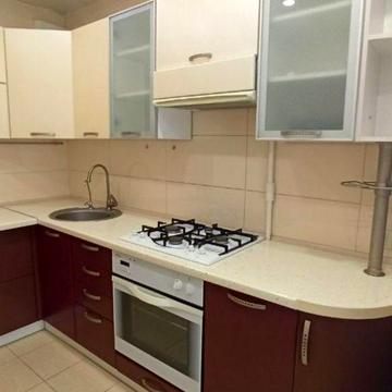 Сдам 1-к. квартиру с ремонтом в центре