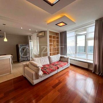 Святошин, оренда просторої квартири в Жк Адмірал