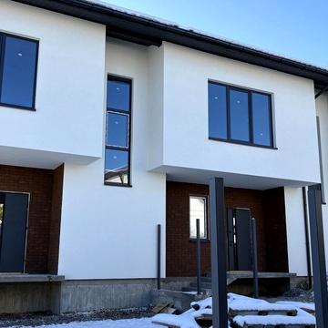 Івана Керницького вул., 11